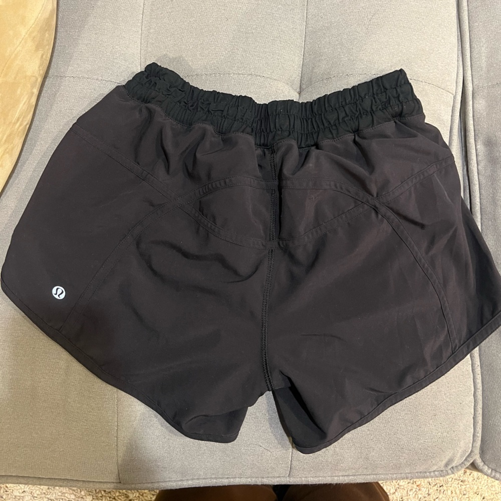 Lulu lemon lined shorts in black size 6